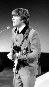 250px-John_Lennon_1964_001_cropped[1]
